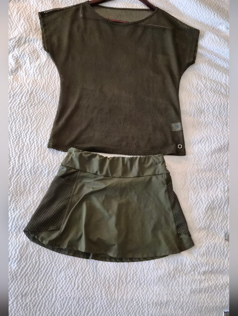 2 Piece BlueFish Olive Green Fearless Tennis Skirt-L  w/  Net Pullover Shirt -M